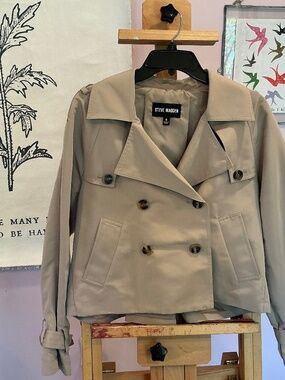 Steve Madden Crop trench coat